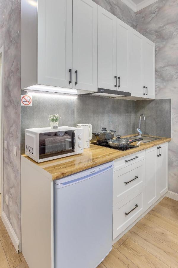 "Asaapart" Vernyi Aparthotel Almaty Esterno foto